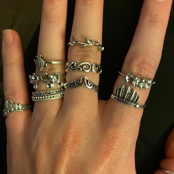 Silver ring - Picture 3 of 5